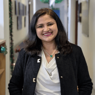 Dr Sona Deshmukh